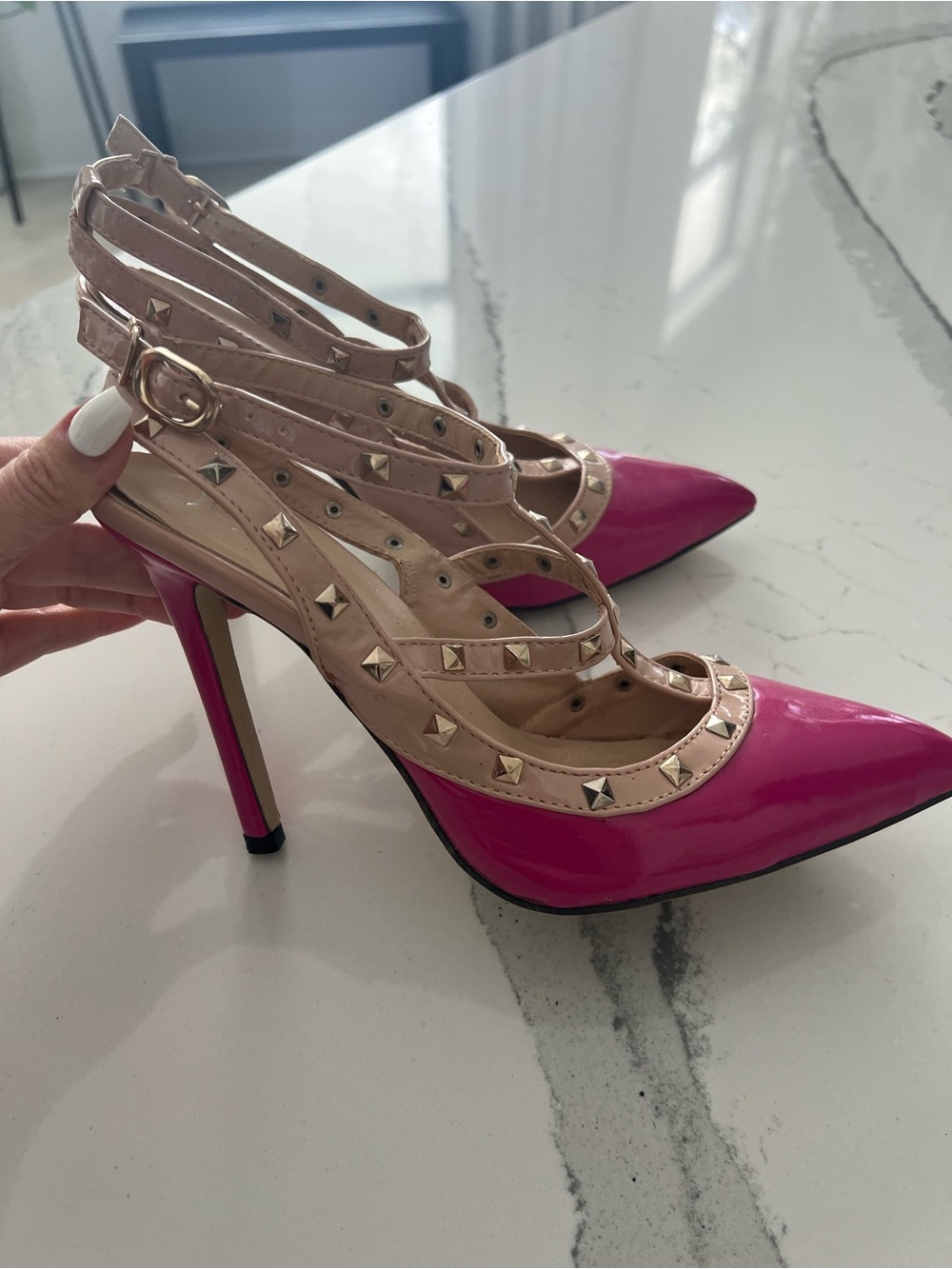 Heels - Picture 3 of 6